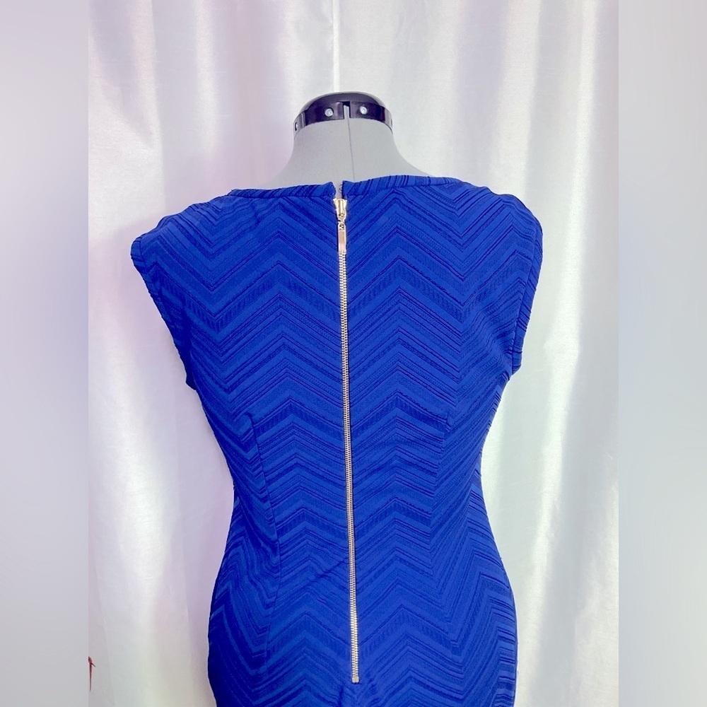 Cache Dress - Picture 7 of 11
